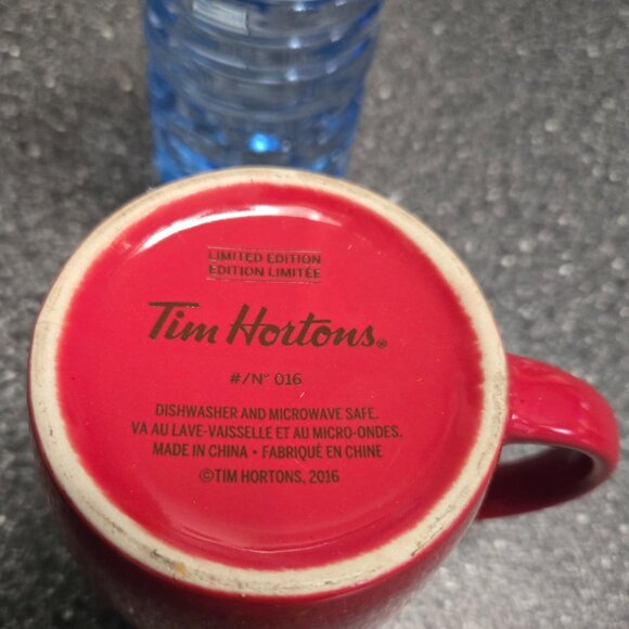 Tim Horton Mug-Cariboo - Picture 3 of 3